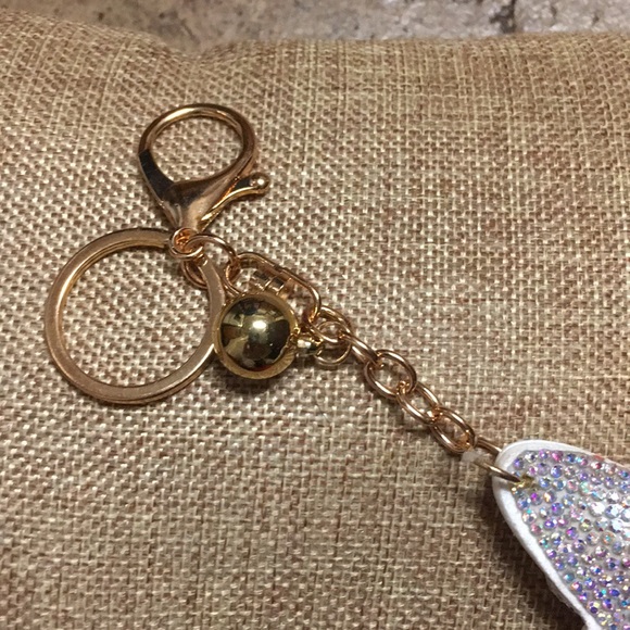 Beautiful Sparkle Star Key Chain - Picture 4 of 5